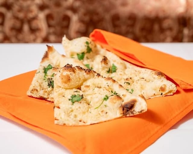 CHILI GARLIC NAAN.