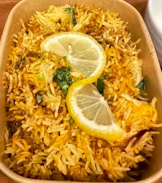 CHICKEN BIRYANI.